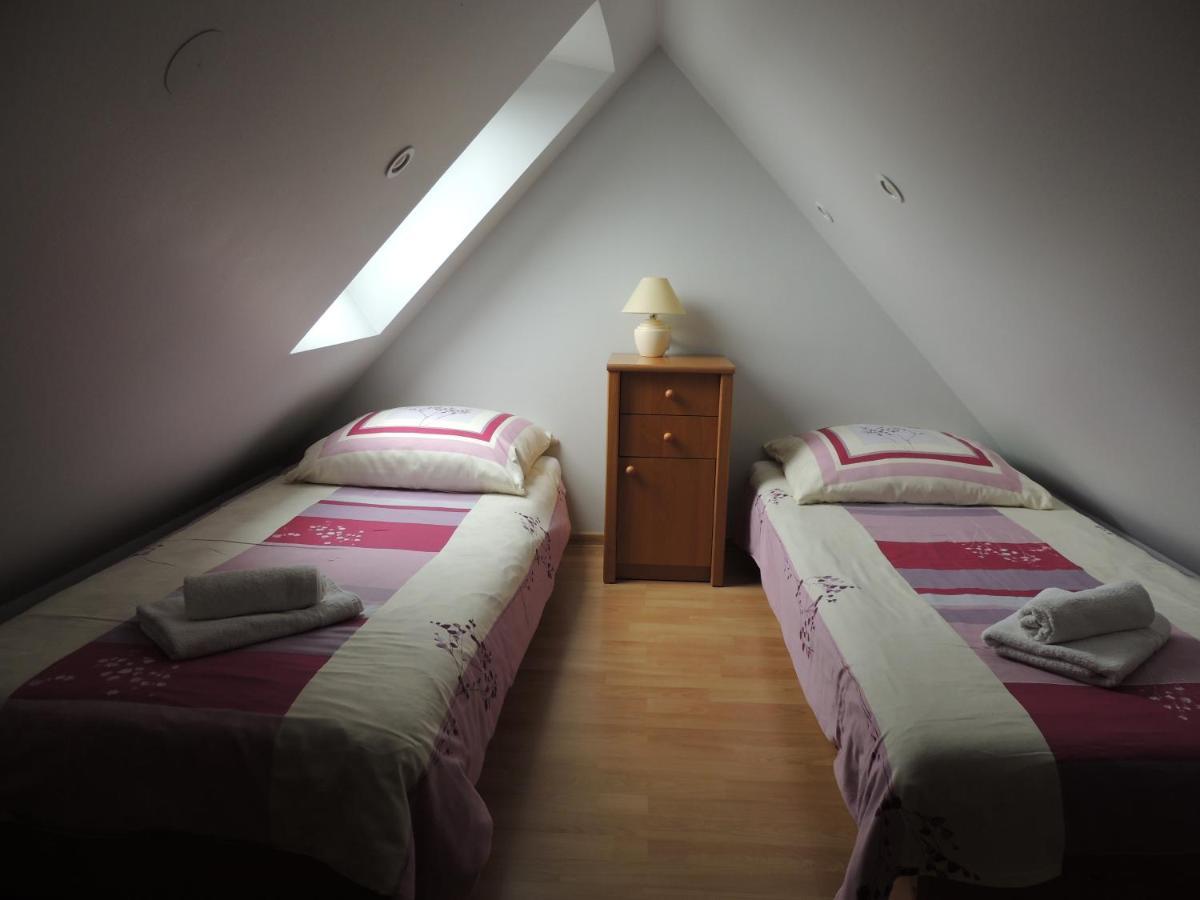 Europa Apartamenty เชซัช ภายนอก รูปภาพ