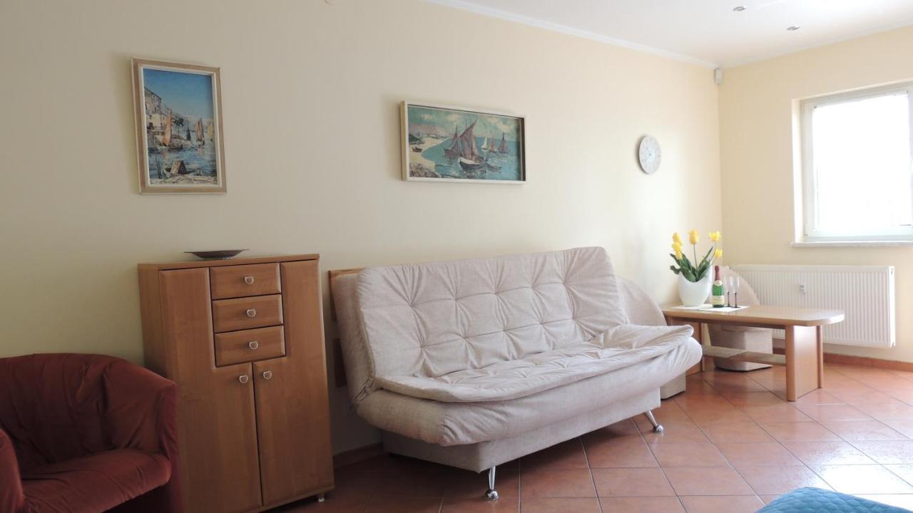 Europa Apartamenty เชซัช ภายนอก รูปภาพ