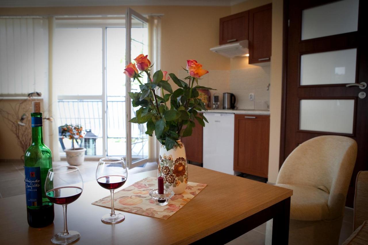 Europa Apartamenty เชซัช ภายนอก รูปภาพ