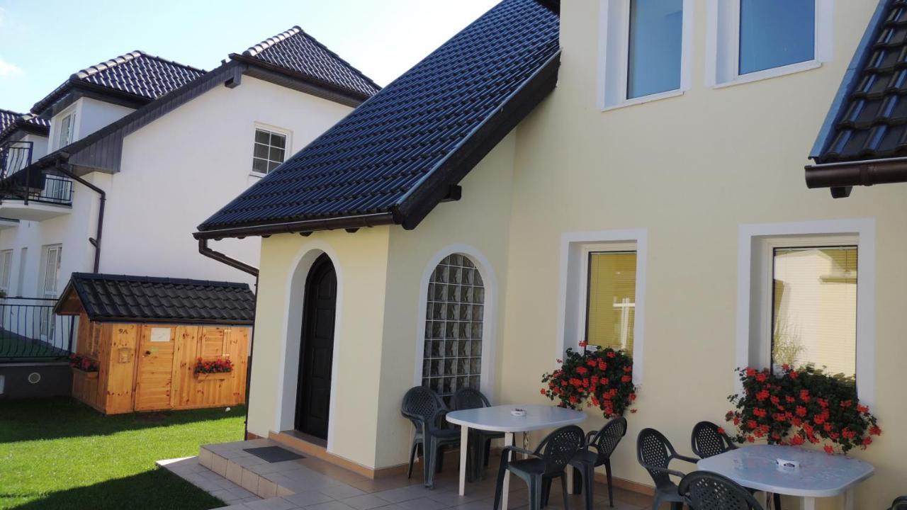 Europa Apartamenty เชซัช ภายนอก รูปภาพ