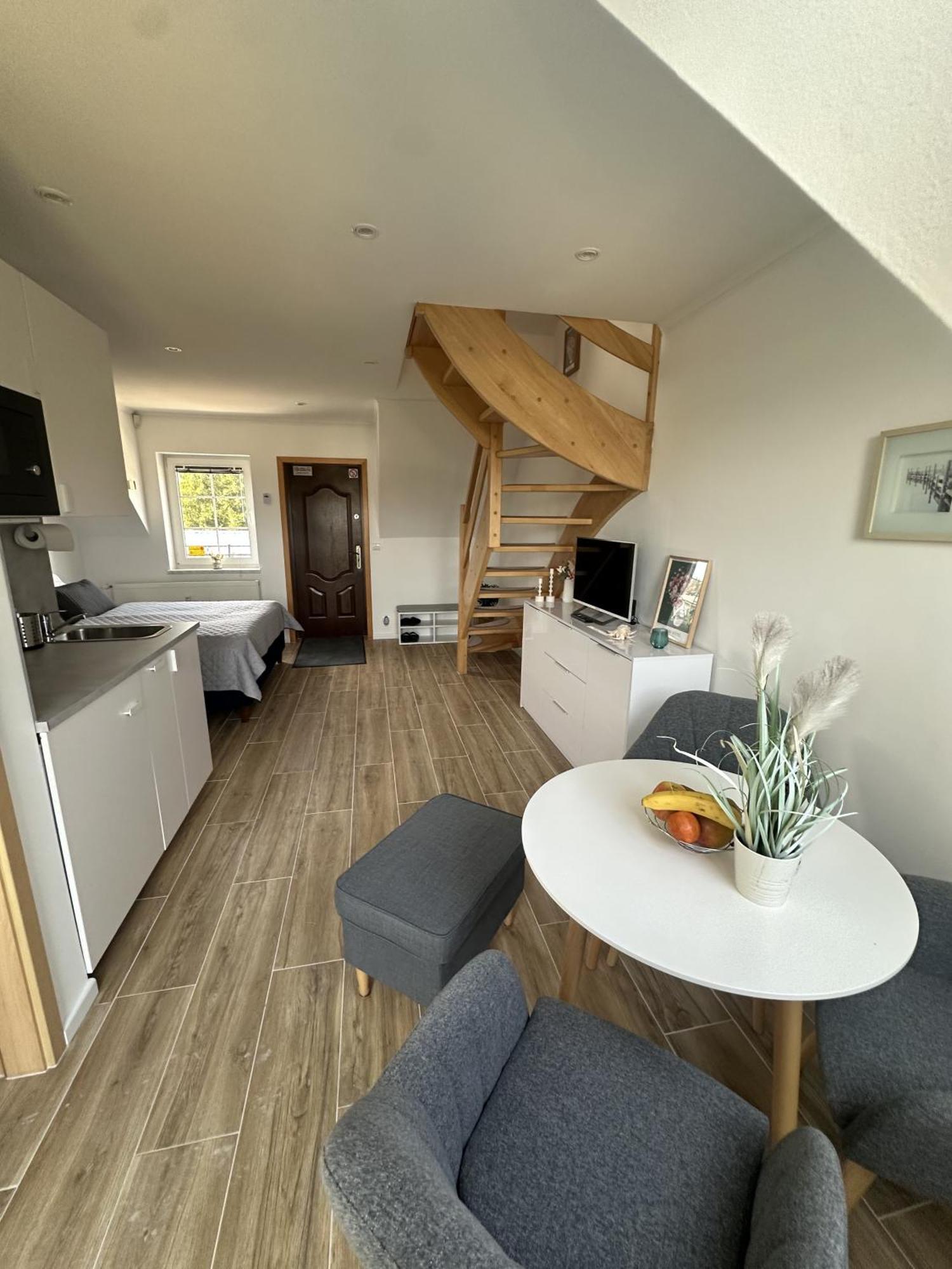 Europa Apartamenty เชซัช ภายนอก รูปภาพ