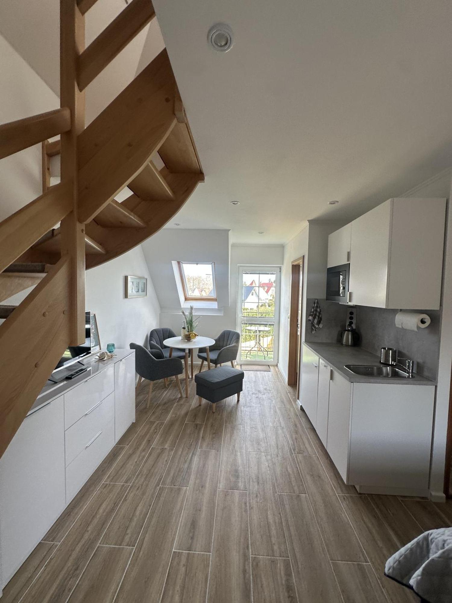 Europa Apartamenty เชซัช ภายนอก รูปภาพ